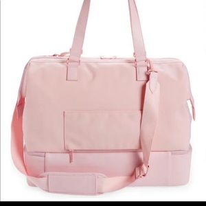 Beis - The Weekender travel bag